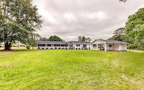 Southern Charm At It'S Finest!